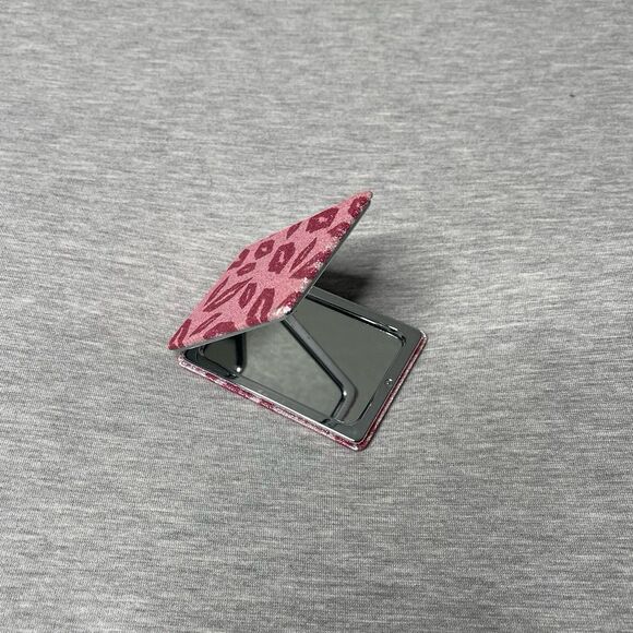 Pink Glitter Lips Rectangular Foldable Compact Pocket - Picture 1 of 10